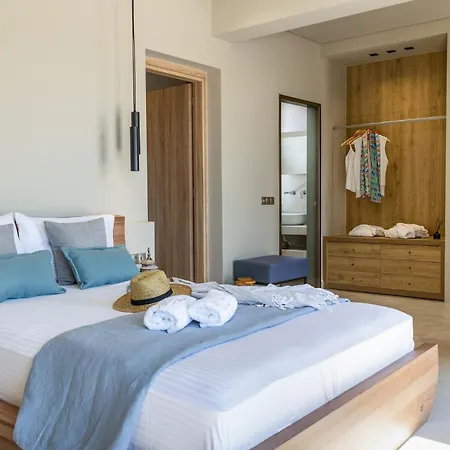 Stunning Naxos | 2 Bedrooms | Family With Sea View And Outdoor Hot Tub | Chora Naxos