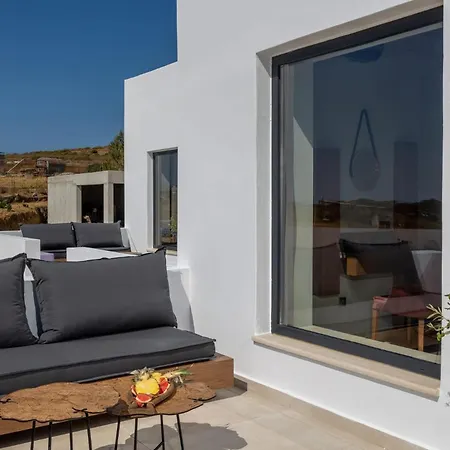 别墅 Stunning Naxos | 2 Bedrooms | Family With Sea View And Outdoor Hot Tub | Chora Naxos Naxos City